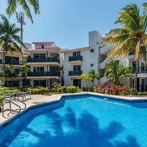 Отель Imperial Laguna Faranda