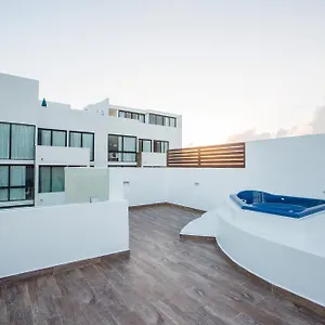 Best And Penthouses With Jacuzzi Pool In Pdc! , Playa del Carmen México