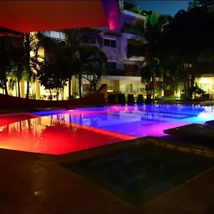 Marina Excelsior , Playa del Carmen México